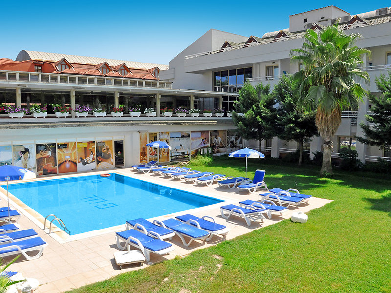 Armas Gül Beach