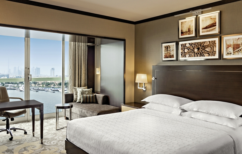 Sheraton Dubai Creek Hotel & Towers