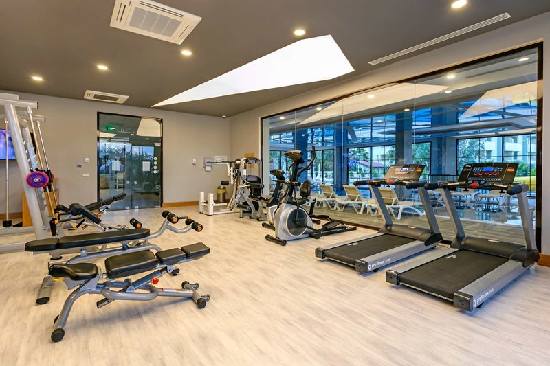 Glamour Resort & Spa